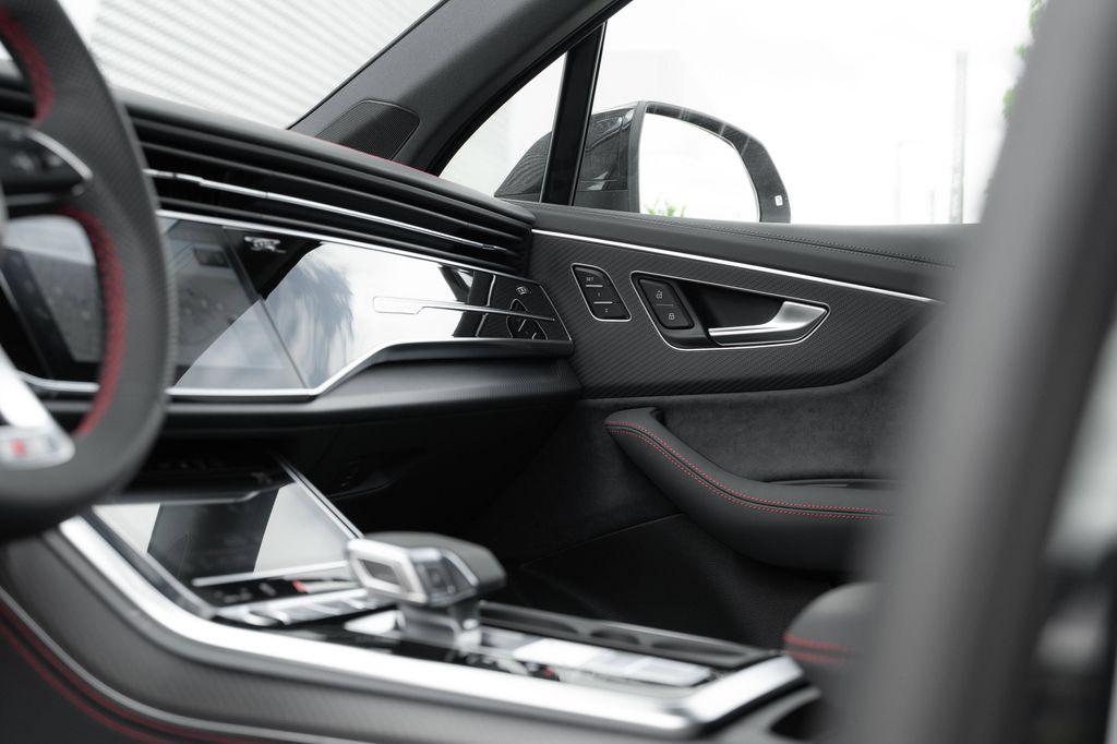new 2026 Audi Q7 car, priced at $81,409