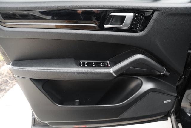 used 2021 Porsche Cayenne car, priced at $31,820