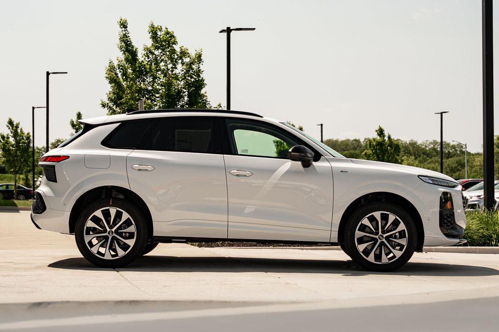 new 2026 Audi Q3 car, priced at $47,975