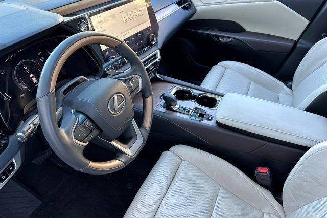 2024 Iridium Lexus RX 350