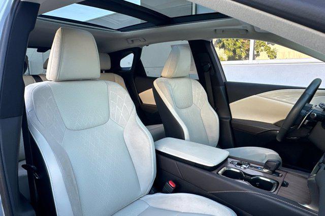 2024 Iridium Lexus RX 350