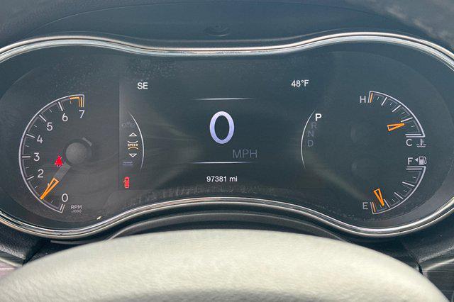 used 2024 Jeep Grand Cherokee car, priced at $31,996