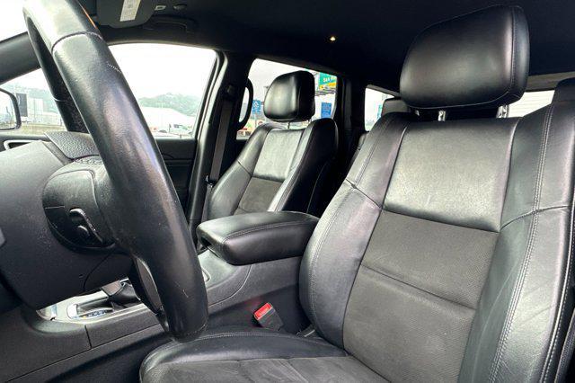 used 2024 Jeep Grand Cherokee car, priced at $31,996