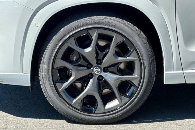 new 2026 Lexus TX 500h car, priced at $76,454