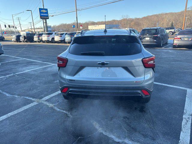 new 2025 Chevrolet Trax car, priced at $23,550