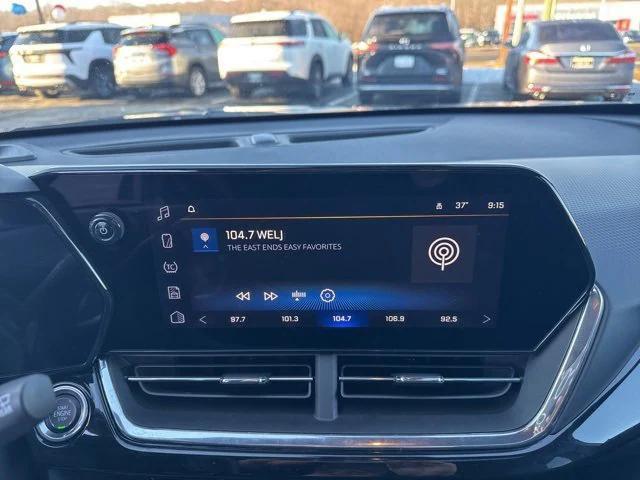 new 2025 Chevrolet Trax car, priced at $23,550