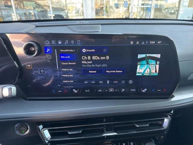 new 2026 Chevrolet Traverse car, priced at $52,140