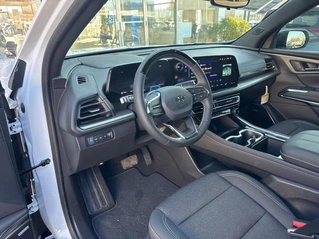 new 2026 Chevrolet Traverse car, priced at $52,140