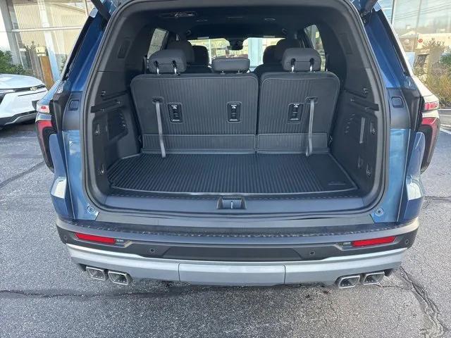 new 2026 Chevrolet Traverse car, priced at $42,345