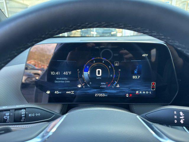 used 2025 Chevrolet Equinox car, priced at $25,462