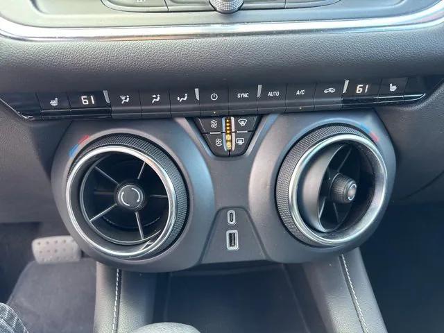 used 2025 Chevrolet Blazer car, priced at $27,999