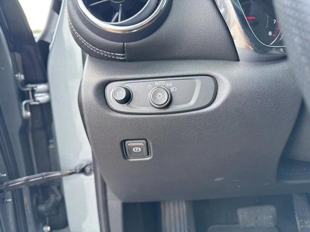 used 2025 Chevrolet Blazer car, priced at $27,999