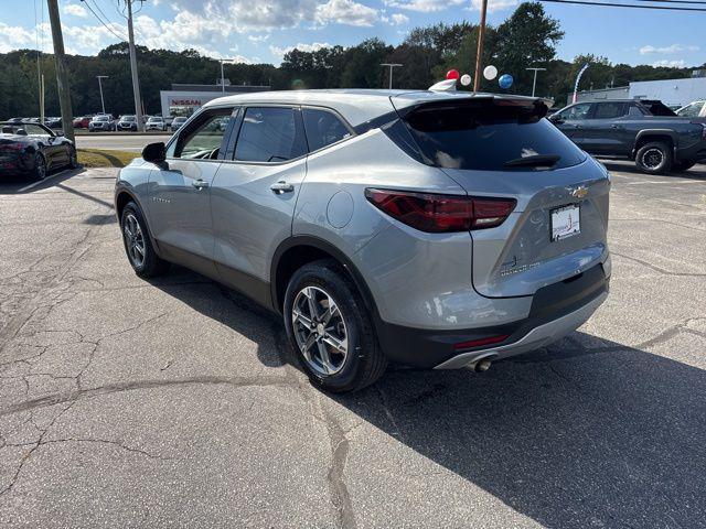 used 2025 Chevrolet Blazer car, priced at $28,595