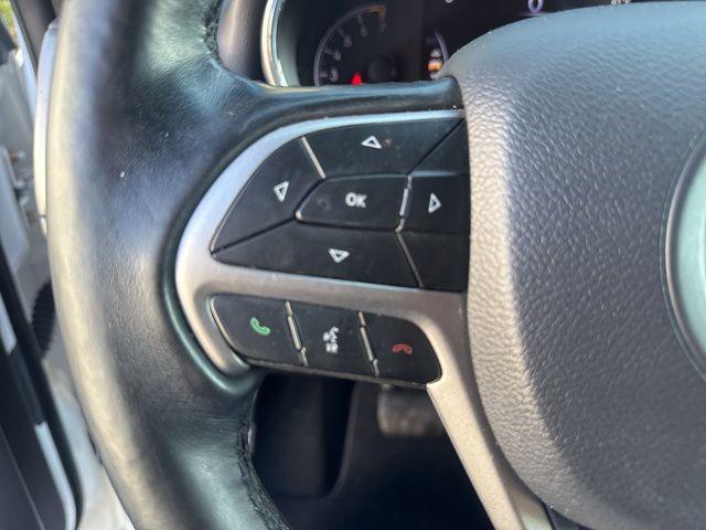 used 2020 Jeep Grand Cherokee car, priced at $16,334