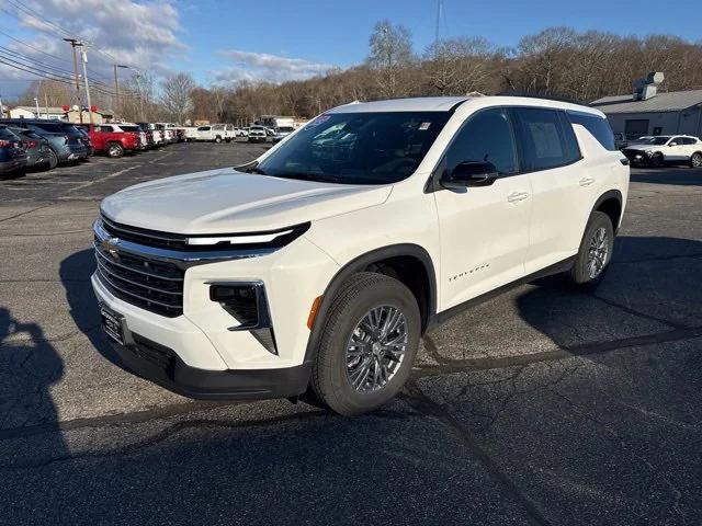 used 2025 Chevrolet Traverse car, priced at $35,630
