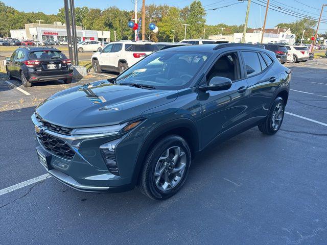 used 2025 Chevrolet Trax car, priced at $19,994