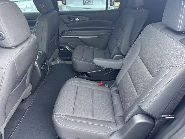 new 2026 Chevrolet Traverse car, priced at $52,140