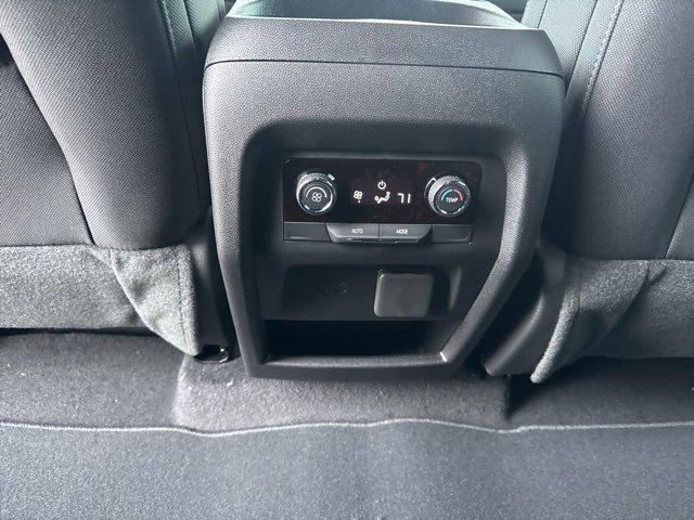 new 2026 Chevrolet Traverse car, priced at $52,140