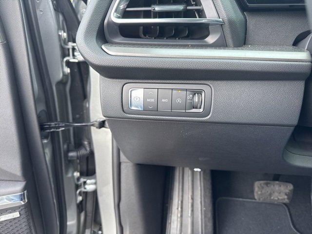 new 2026 Chevrolet Traverse car, priced at $52,140