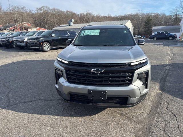 new 2026 Chevrolet Traverse car, priced at $52,140