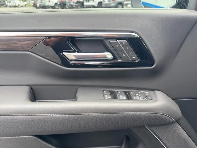 new 2025 Chevrolet Tahoe car, priced at $76,000