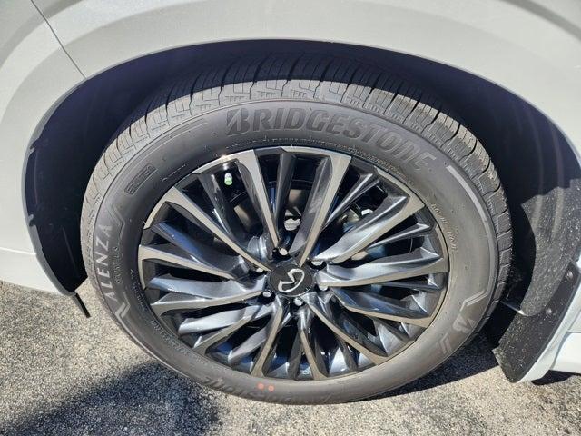 new 2026 INFINITI QX80 car, priced at $104,543