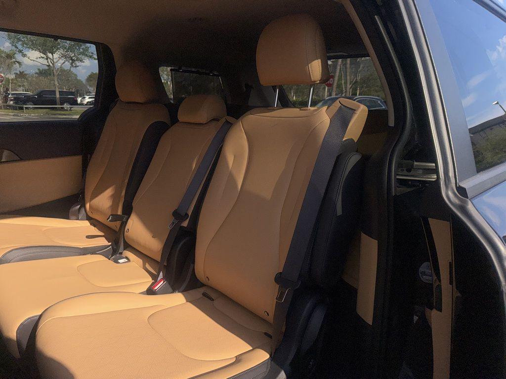 used 2024 Kia Carnival car, priced at $33,995