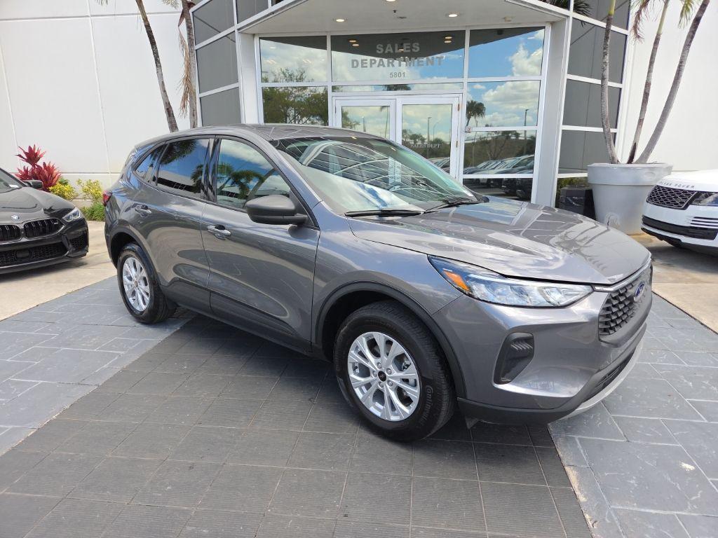 used 2025 Ford Escape car, priced at $19,995