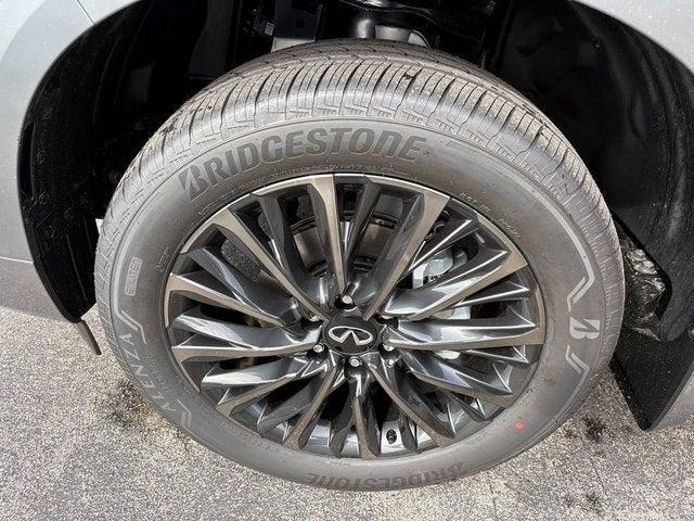 new 2026 INFINITI QX80 car, priced at $107,400