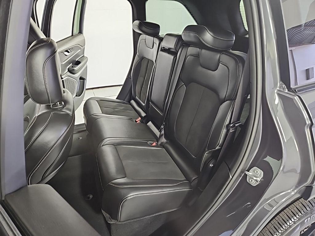 used 2022 Jeep Grand Cherokee car, priced at $23,888