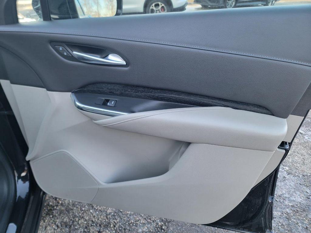 used 2023 Cadillac XT4 car, priced at $22,995