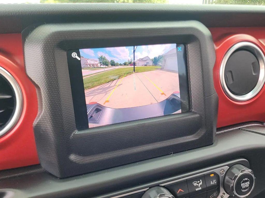 used 2020 Jeep Gladiator car, priced at $30,290