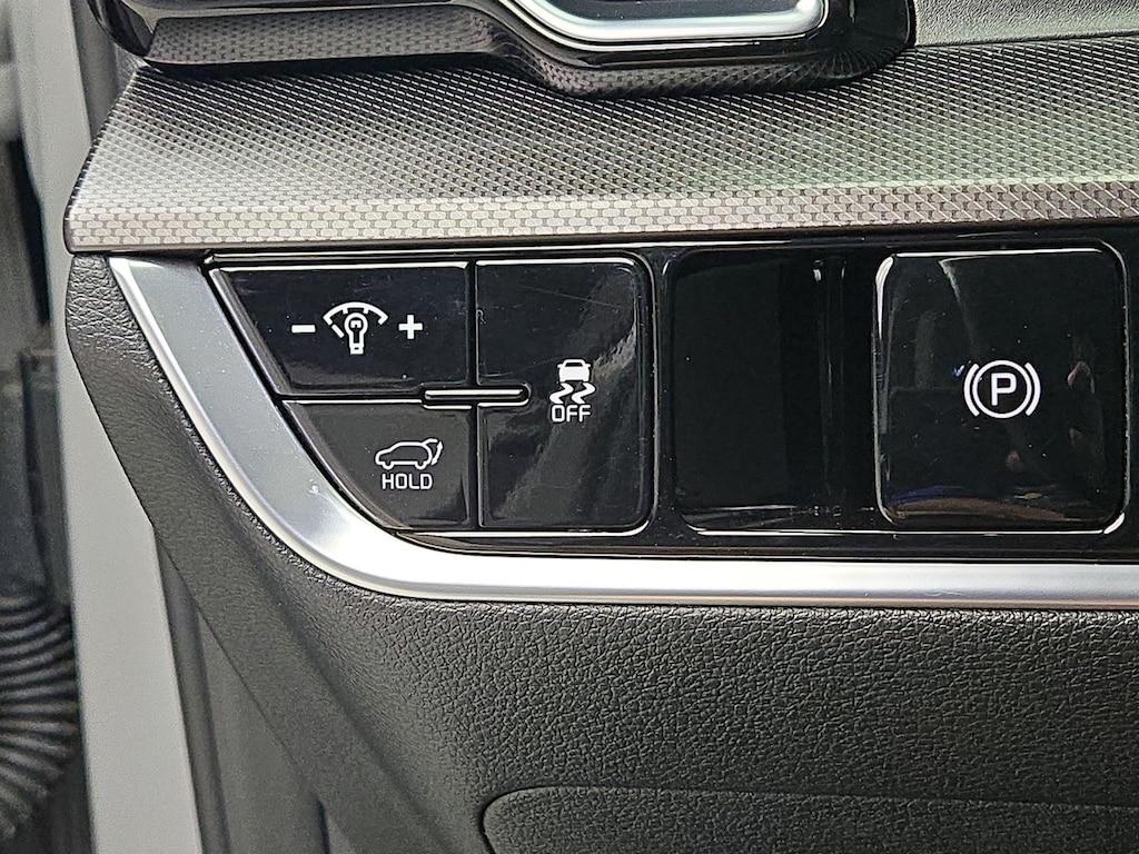 used 2025 Kia Sportage car, priced at $29,998