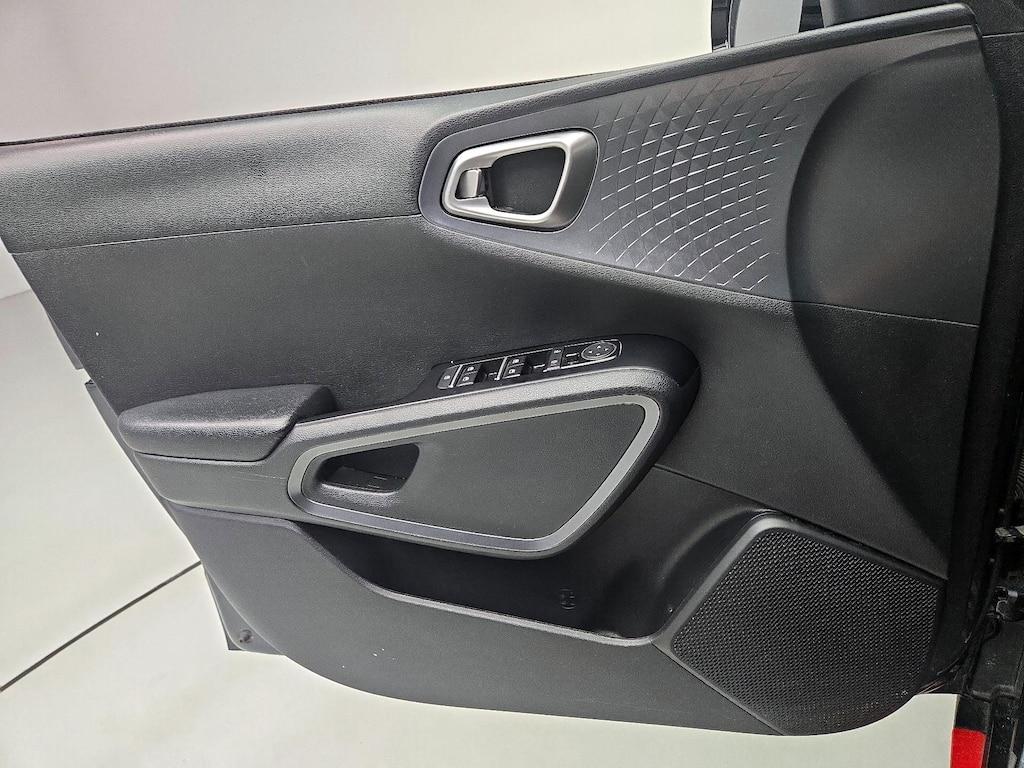 used 2021 Kia Soul car, priced at $15,998