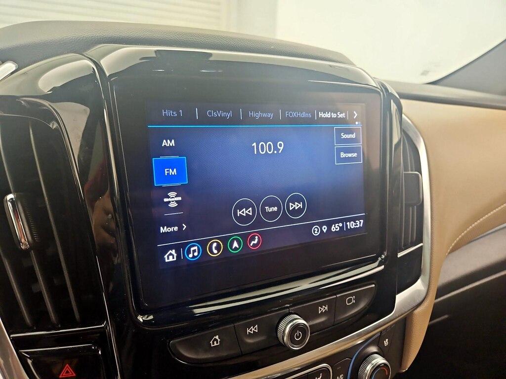 used 2022 Chevrolet Traverse car, priced at $28,998