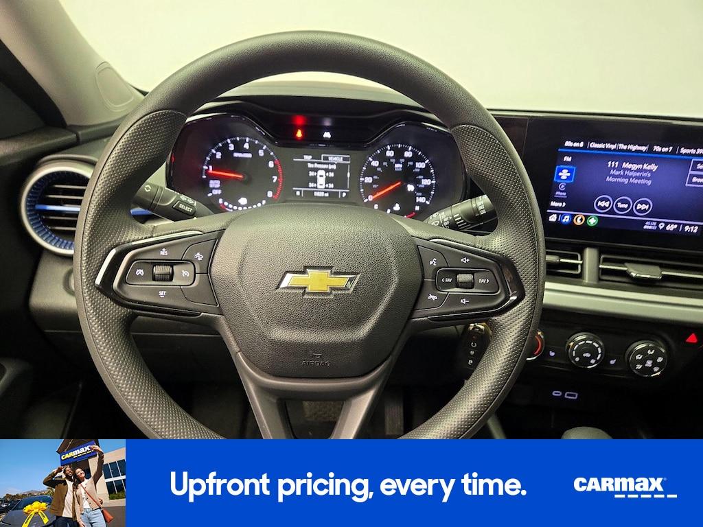 used 2025 Chevrolet Trax car, priced at $22,998