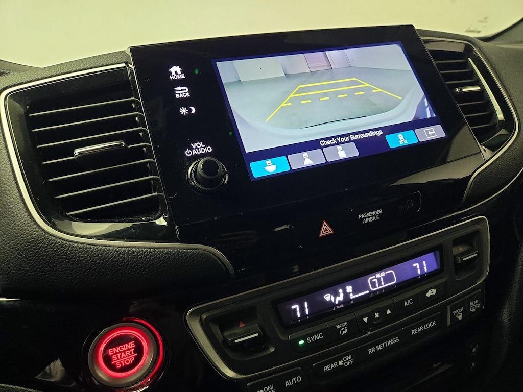 used 2022 Honda Pilot car, priced at $32,998