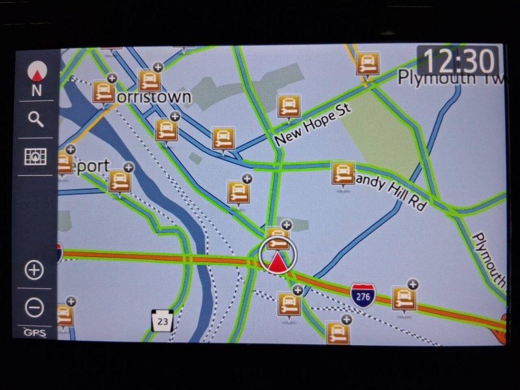 used 2022 Toyota Highlander car, priced at $37,555