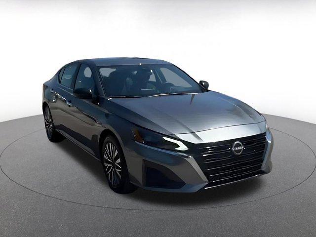 used 2025 Nissan Altima car, priced at $17,349