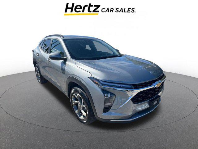used 2025 Chevrolet Trax car, priced at $17,321