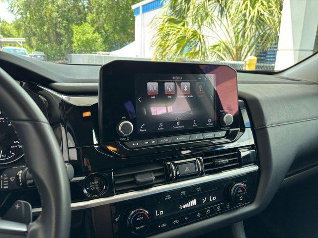 used 2025 Nissan Pathfinder car, priced at $27,995