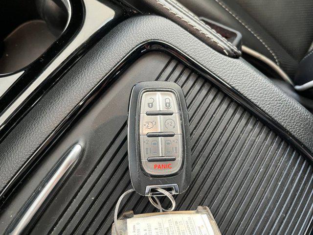 used 2025 Chrysler Pacifica car, priced at $33,289