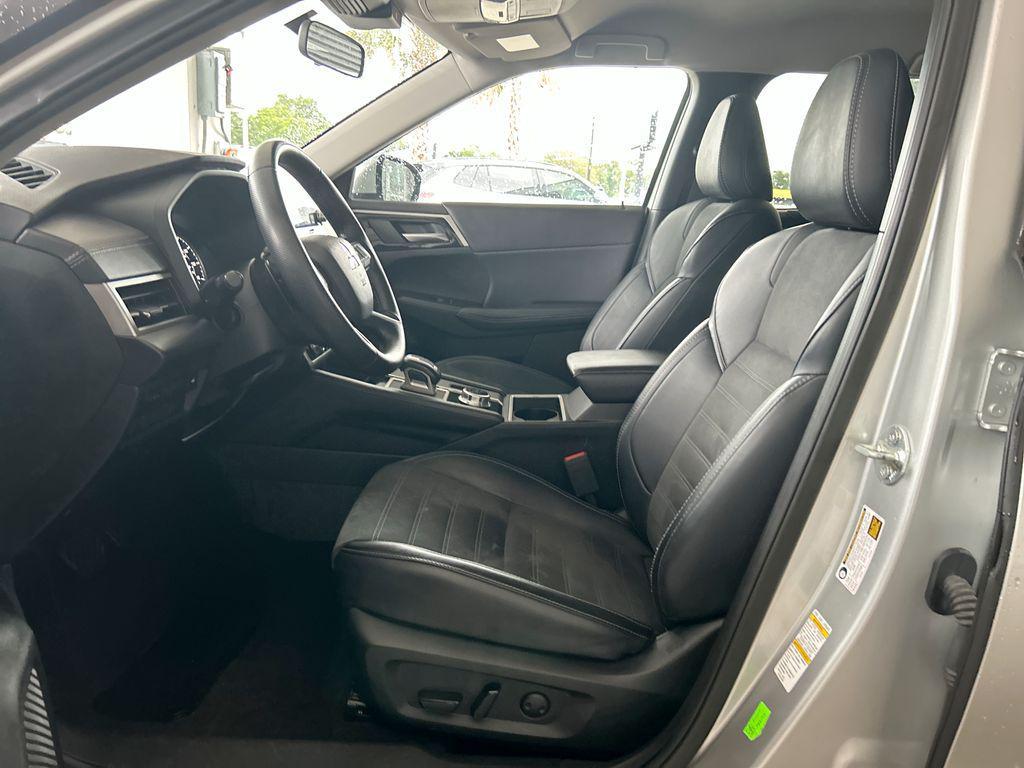 used 2024 Mitsubishi Outlander car, priced at $22,868