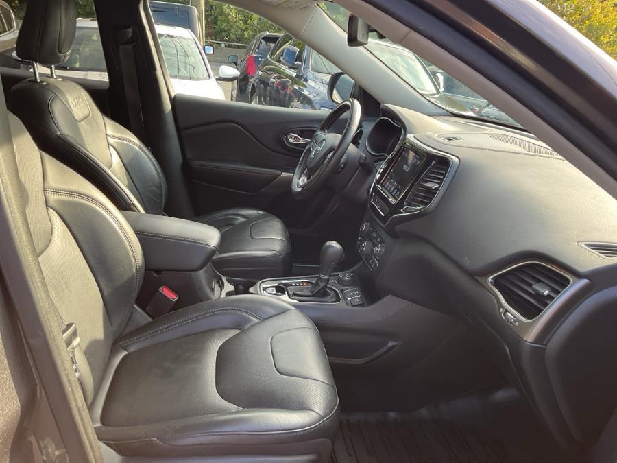 used 2019 Jeep Cherokee car, priced at $13,131