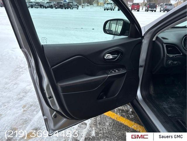 used 2022 Jeep Cherokee car, priced at $25,840