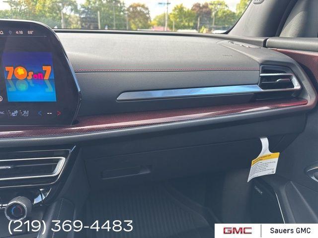 used 2024 Chevrolet Traverse car, priced at $50,436