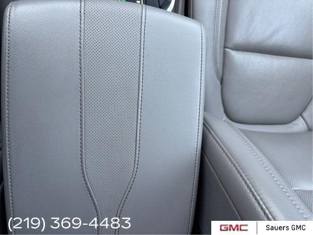 used 2018 Chevrolet Traverse car, priced at $21,499