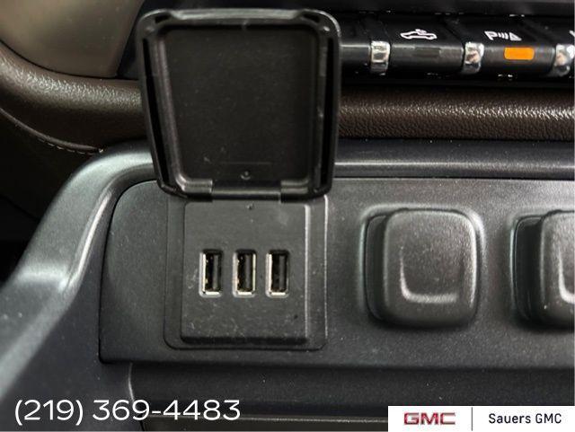 used 2015 GMC Sierra 2500 car, priced at $28,900