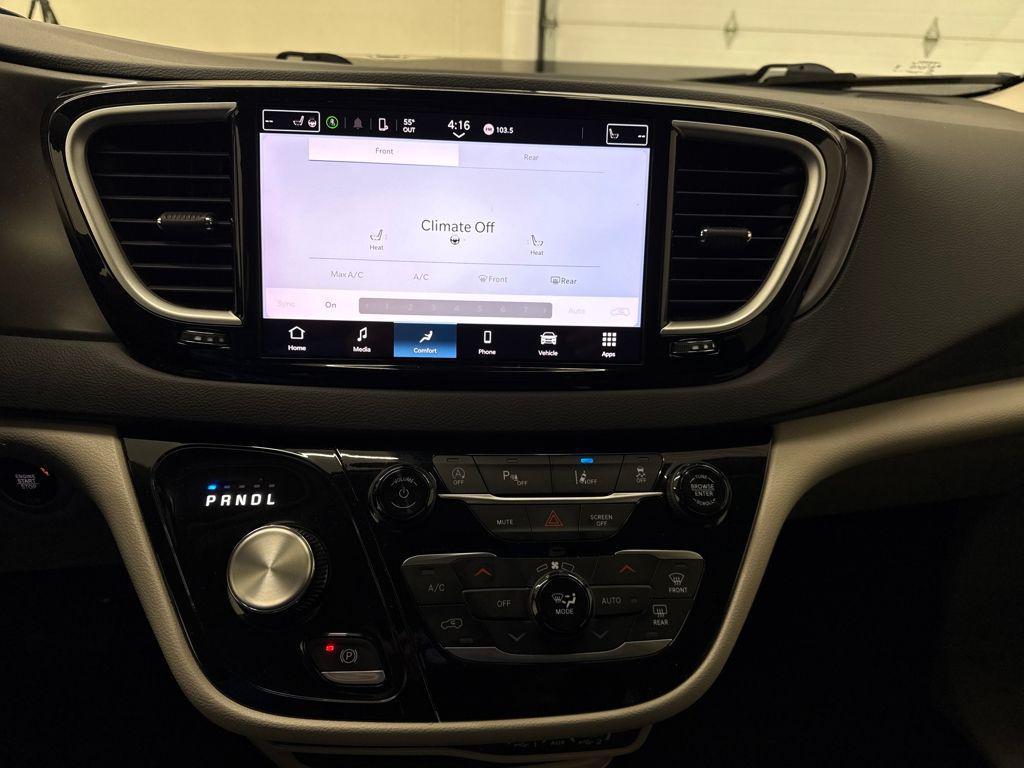 used 2024 Chrysler Pacifica car, priced at $26,955