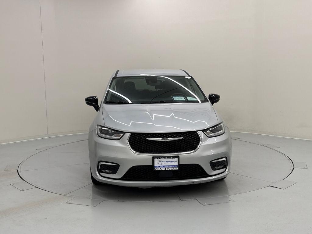 used 2024 Chrysler Pacifica car, priced at $26,955